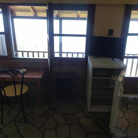 Triple Studio Room With The Most Beatifull View In Mylopotamos ซาการาดา ภายนอก รูปภาพ
