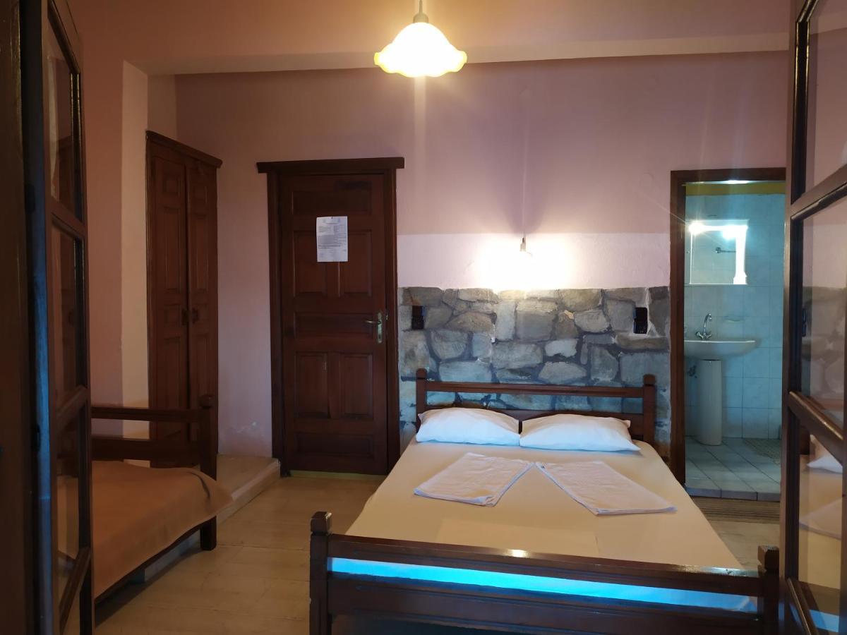 Triple Studio Room With The Most Beatifull View In Mylopotamos ซาการาดา ภายนอก รูปภาพ