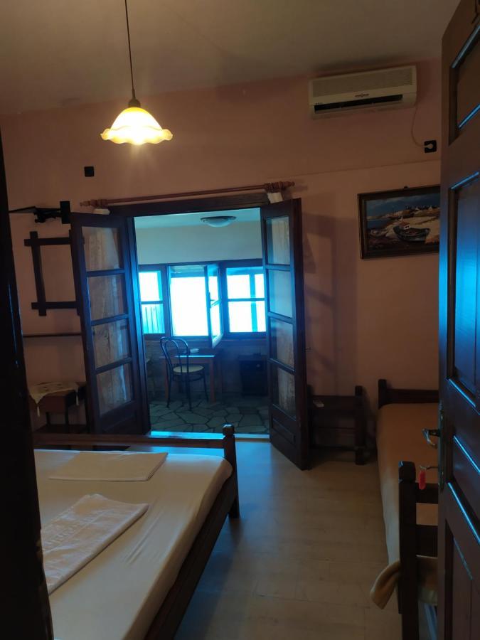 Triple Studio Room With The Most Beatifull View In Mylopotamos ซาการาดา ภายนอก รูปภาพ